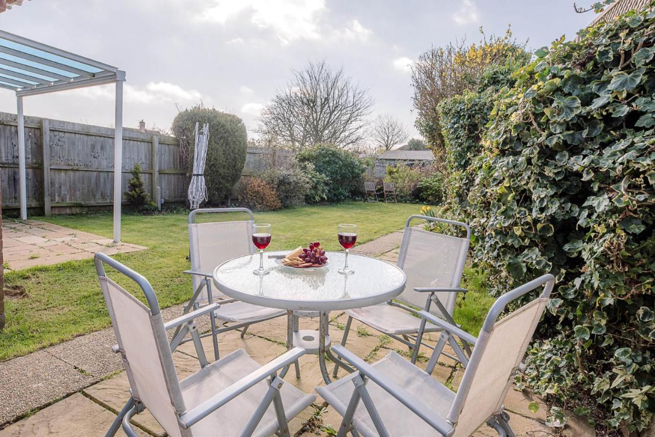 54 LINDEN ROAD ALDEBURGH AIR MANAGE SUFFOLK, ALDEBURGH